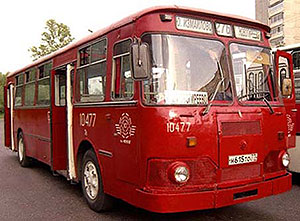 Автобус ЛИАЗ-677.